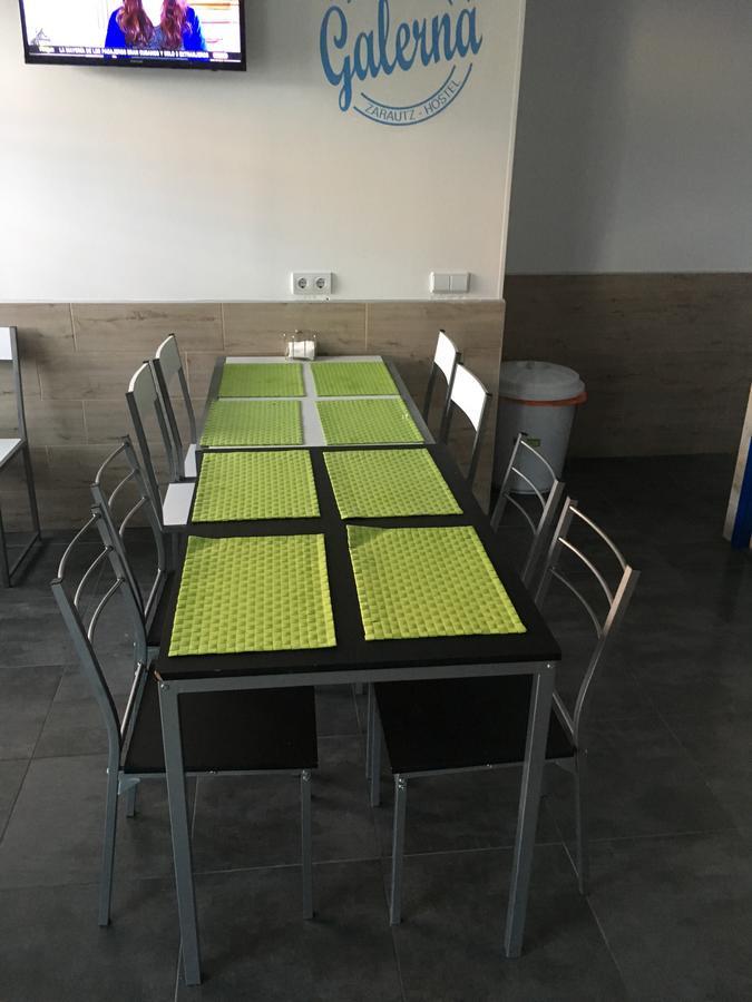 Galerna Zarautz Hostel Екстериор снимка
